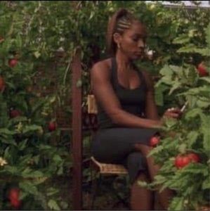 Meet your Posher, Nzzy